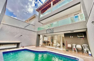 Casa moderna com 3 dormtórios sendo 1 suite , com jakuza piscina garagem pra 6 carros ,venda e locação.