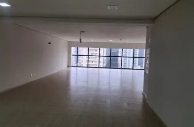 Casa em condomínio fechado para alugar na Praça General Osório, 379, Centro, Curitiba