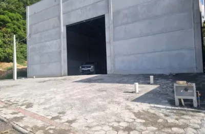 Barracão / Galpão / Depósito para alugar na Rua Luiz de Aguiar, 0, Cedro, Camboriú