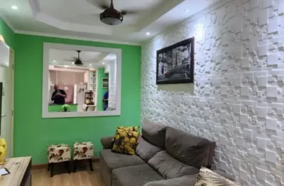 Excelente apartamento com móveis planejados no condomínio ilha do sol