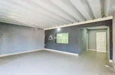Casa com 3 quartos sendo uma suíte, com área de serviço e 2 vagas de garagem cobertas. em americana sp