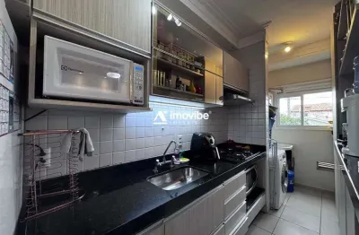 Apartamento 2 quartos, cozinha com planejados, sala, 2 banheiros e 1 vaga no moradas do panzan – americana/sp