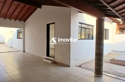 Casa à venda com 03 dormitórios, 01 suíte em nova odessa / sp