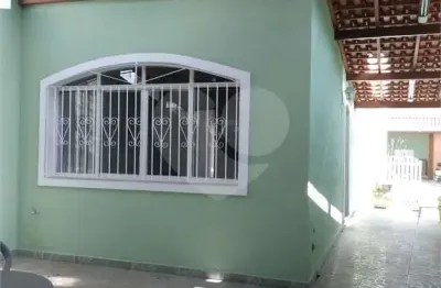 Casa com 3 quartos à venda na Rua João Miranda de Moura, Horto Florestal, São Paulo