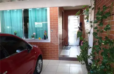 Casa com 3 quartos à venda na Avenida Comandante Antônio Paiva Sampaio, Parque Vitória, São Paulo