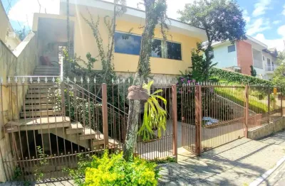 Casa térrea com 3 quartos à venda em horto florestal - sp