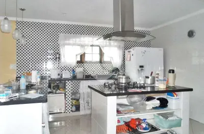 Casa com 5 quartos à venda na Rua Angelina Pena Botto, Vila Guilherme, São Paulo