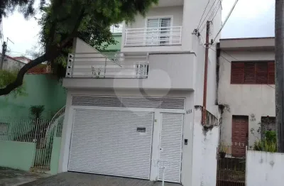 Casa com 3 quartos à venda na Rua Corneteiro de Jesus, 181, Santana, São Paulo
