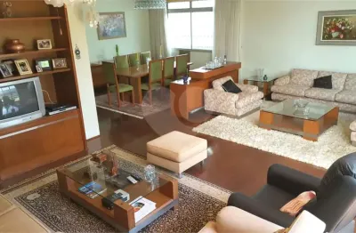 Casa com 3 quartos à venda na Rua Conceição do Arroio, 82, Jardim Franca, São Paulo