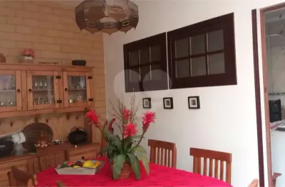 Casa com 3 quartos à venda na Monsenhor Antônio Júlio Távora, Tremembé, São Paulo