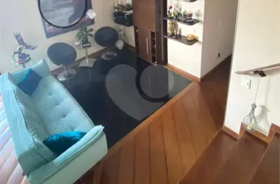 Apartamento com 3 quartos à venda na Rua Jaboticabal, Mooca, São Paulo