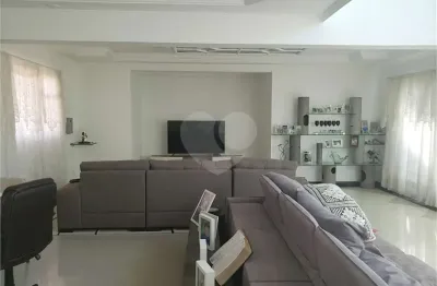 Casa com 4 quartos à venda na Avenida Dom Carmine Rocco, City América, São Paulo