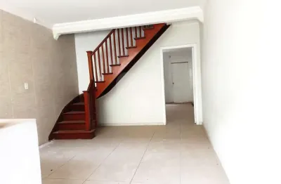 Casa com 2 quartos à venda na Rua Waldemar Pereira de Carvalho, 10, Vila Guilherme, São Paulo