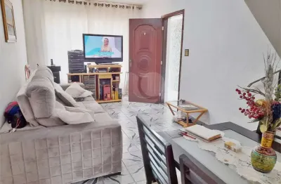 Casa com 3 quartos à venda na Rua Helvídio Gouveia, 81, Água Fria, São Paulo