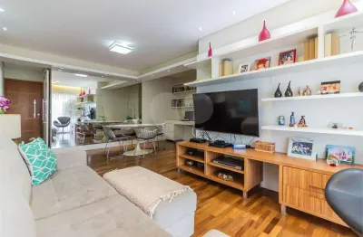 Apartamento com 3 quartos à venda na Rua Tonelero, Vila Ipojuca, São Paulo