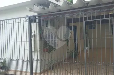 Casa térrea com 2 quartos à venda em moinho velho - sp