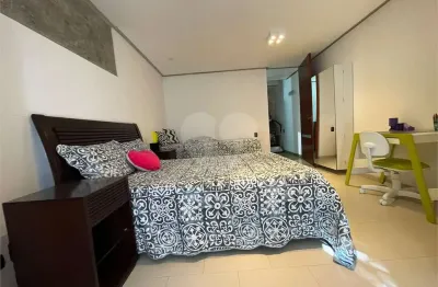 Casa com 4 quartos à venda na Caativa, Alto da Lapa, São Paulo