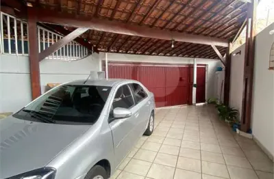 Casa com 2 quartos à venda na Rua Nápoles, Tucuruvi, São Paulo