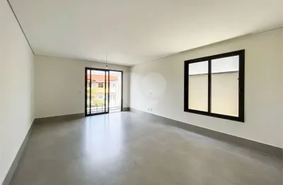 Casa com 3 quartos à venda na Rua Doutor Lauro Costa, 295, Tremembé, São Paulo