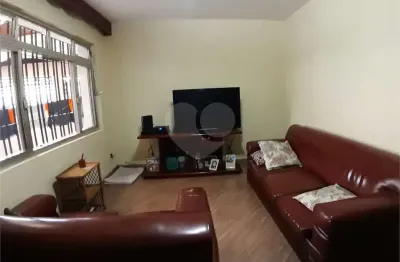 Casa com 4 quartos à venda na Monsenhor Maximiano Leite, Pari, São Paulo