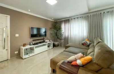 Casa com 3 quartos à venda na Rua Sacalina, 250, Vila Guilherme, São Paulo