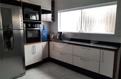 Casa com 3 quartos à venda na Rua Helena Dorleans Tucci Ricci, Água Fria, São Paulo