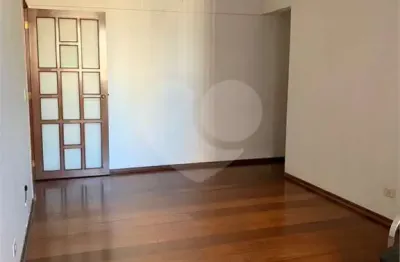 Apartamento com 2 quartos à venda na Rua Voluntários da Pátria, 3533, Santana, São Paulo