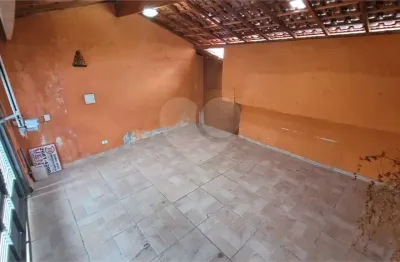 Casa com 1 quarto à venda na Ibiribá, Itaquera, São Paulo