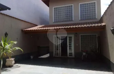 Casa com 3 quartos à venda na Rua Doutor Zuquim, Santana, São Paulo