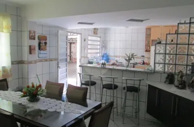 Casa com 3 quartos à venda na Rua Brasiluso Lopes, Jardim Peri, São Paulo