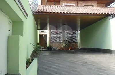 Casa com 3 quartos à venda na Rua Enótria, Vila Mazzei, São Paulo