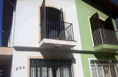 Casa com 3 quartos à venda na Rua Maria Lopes, Horto Florestal, São Paulo