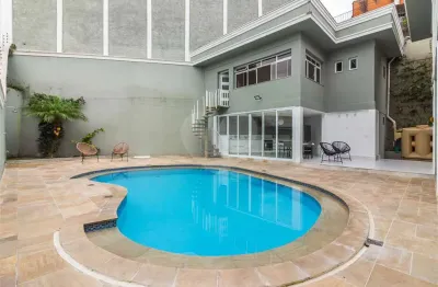 Casa com 4 quartos à venda na Rua Madre Mazzarello, 274, Alto de Pinheiros, São Paulo