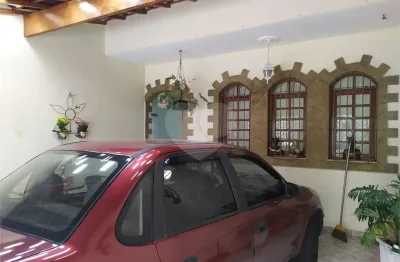 Casa com 3 quartos à venda na Rua José Antônio Marcello, 290, Vila Galvão, Guarulhos