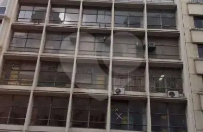 Sala comercial à venda na Rua Quirino de Andrade, Centro, São Paulo