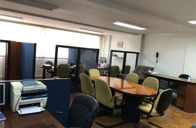 Sala comercial à venda na Avenida Rangel Pestana, Brás, São Paulo