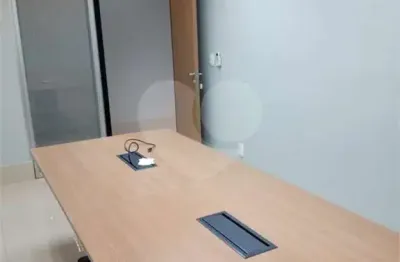 Sala comercial à venda na Rua da Consolação, Centro, São Paulo
