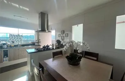 Casa com 3 quartos à venda na Rua Manoel Soares, 203, Tremembé, São Paulo