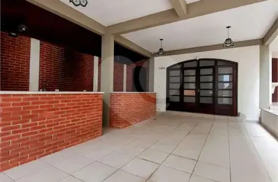 Casa com 3 quartos à venda na Avenida Senador José Ermírio de Moraes, Tremembé, São Paulo