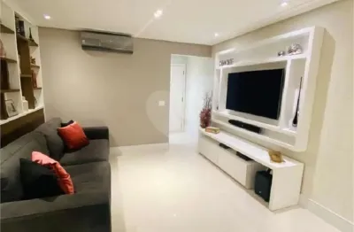 Apartamento com 3 quartos à venda na Rua Voluntários da Pátria, Santana, São Paulo