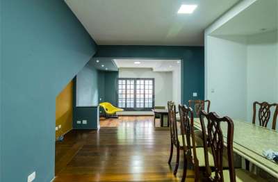 Casa com 5 quartos à venda na Rua Professora Ludovina Credídio Peixoto, Vila Mariana, São Paulo