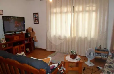 Casa com 3 quartos à venda na Odete Carvalho Caielli, Água Fria, São Paulo