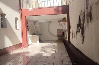 Casa com 3 quartos à venda na Belmiro Braga, Pinheiros, São Paulo