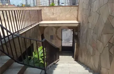 Casa com 3 quartos à venda na Rua Carlos Tiago Pereira, Saúde, São Paulo