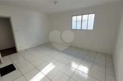 Prédio à venda na Rua Araritaguaba, Vila Maria, São Paulo