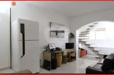 Casa com 2 quartos à venda na Tibério, Lapa, São Paulo