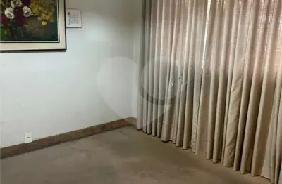 Casa com 2 quartos à venda na Rua Guarará, 174, Jardim Paulista, São Paulo