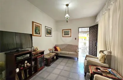 Casa com 3 quartos à venda na Rua Maria Lopes, Horto Florestal, São Paulo
