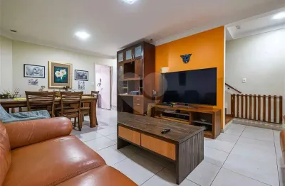 Casa em condomínio fechado com 3 quartos à venda na Rua Paris, Perdizes, São Paulo