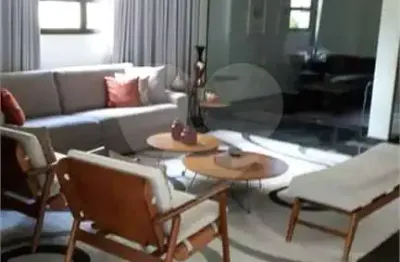 Apartamento com 3 quartos para alugar na Rua Salete, Santana, São Paulo